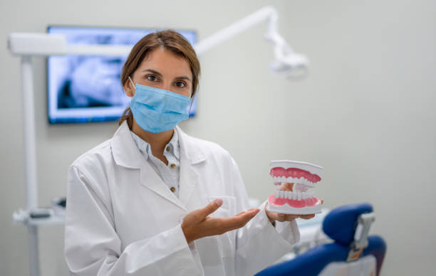 Best Cracked Tooth Emergency Dentist  in Holland, OH